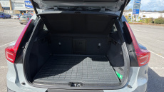 Volvo XC40 2.0 B4P Ultra Dark 5dr Auto Petrol Estate